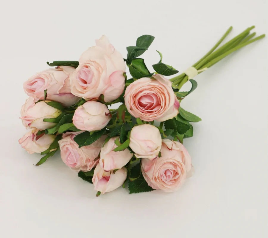 Dried Touch Ruby Rose Bundle (6x Stems) white